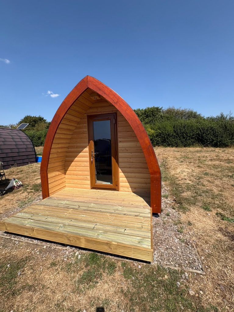 Small Glamping Pod