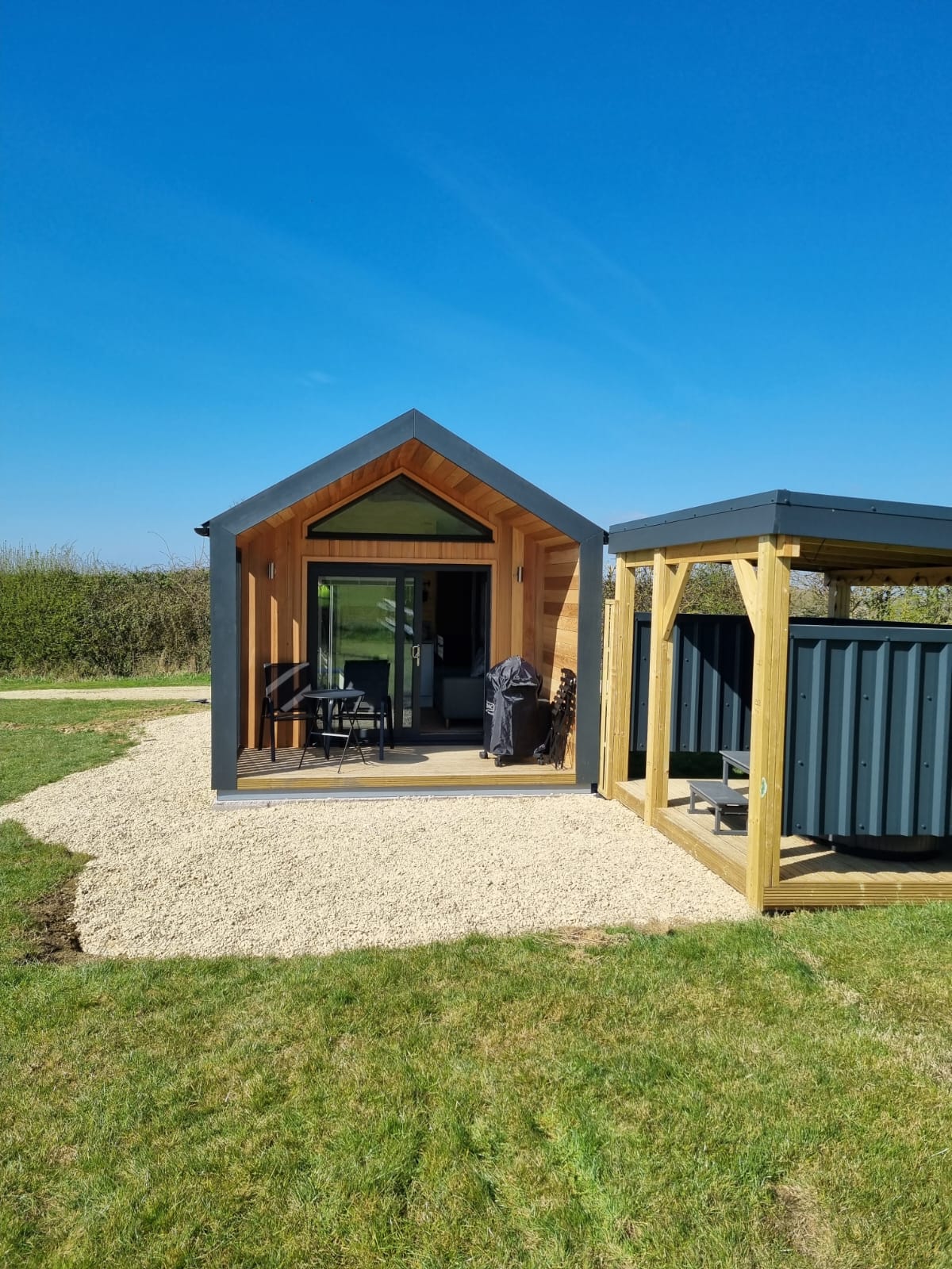 Retreat Pod